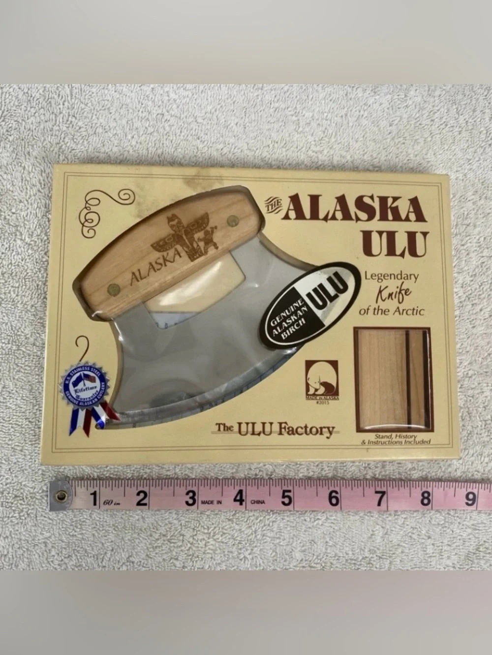 NWT New Alaska Ulu Legendary Knife of the Arctic Wood Handle With Stand Kitchen